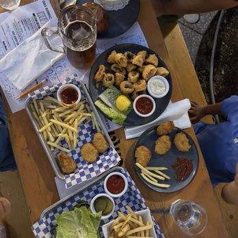 Das Bierhauz - Chicken soup with pretzel, kids chicken nuggets with fries, burger with lettuce wrap, fried calamari, beer and water - Beer Gardens Near Me - Redwood City, California Das Bierhauz - Chicken soup with pretzel, kids chicken nuggets with fries, burger with lettuce wrap, fried calamari, beer and water - Beer Gardens Near Me - Redwood City, California