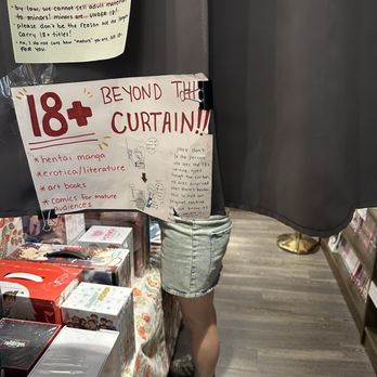 Kinokuniya - Bookstores Near Me - Austin, Texas