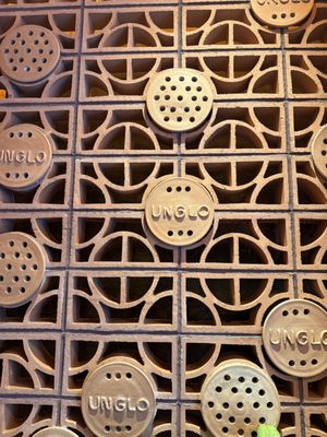 Unglo Thai Restaurant and Bar by null