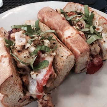 Sol Pie Pizza - Grilled chicken feta sub with roasted red peppers.  This was a special pizza but they did it as a sandwich. - Pizza Near Me - North Canton, Ohio