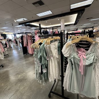 Fashion Gal - Women's Clothing Near Me - Oxnard, California Fashion Gal - Women's Clothing Near Me - Oxnard, California