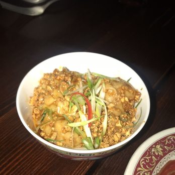 DaiLo - Hakka brown wontons - Chinese Near Me - Toronto, Ontario DaiLo - Hakka brown wontons - Chinese Near Me - Toronto, Ontario