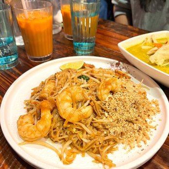 EAT BKK Thai Kitchen - Thai Near Me - Toronto, Ontario EAT BKK Thai Kitchen - Thai Near Me - Toronto, Ontario