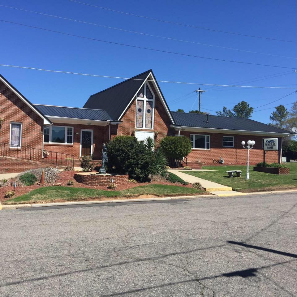 KNOTTS FUNERAL HOME Updated August 2024 719 Wall St, Sanford, North