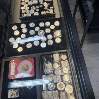 Lone Mountain Coin - Silver and gold bar and nugget collectors galore! + Every type of generic or government bullion you can think of - Gold Buyers Near Me - Scottsdale, Arizona Lone Mountain Coin - Silver and gold bar and nugget collectors galore! + Every type of generic or government bullion you can think of - Gold Buyers Near Me - Scottsdale, Arizona