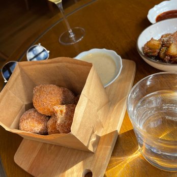 San Morello - Donuts with cinnamon crema - Italian Near Me - Detroit, Michigan