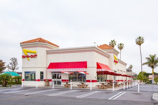 In-N-Out Burger by null