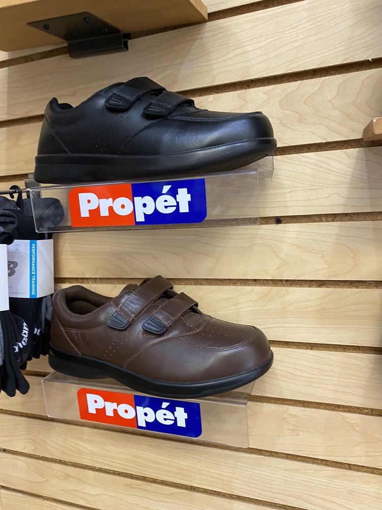 COMFIT SHOES Updated October 2024 20 Reviews 455 Central Park