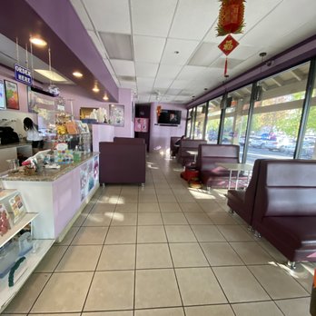 Fat Straw Cafe - interior - Bubble Tea Near Me - Livermore, California