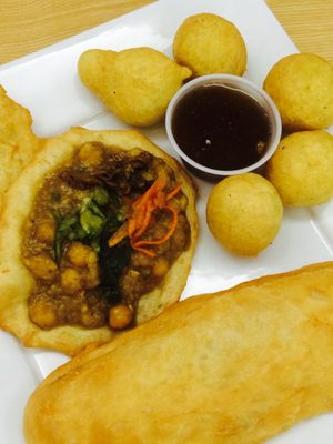Singh's Roti Shop & Bar by null