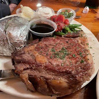 Rainbow Oaks Restaurant - 20 oz. prime rib - American Near Me - Fallbrook, California Rainbow Oaks Restaurant - 20 oz. prime rib - American Near Me - Fallbrook, California