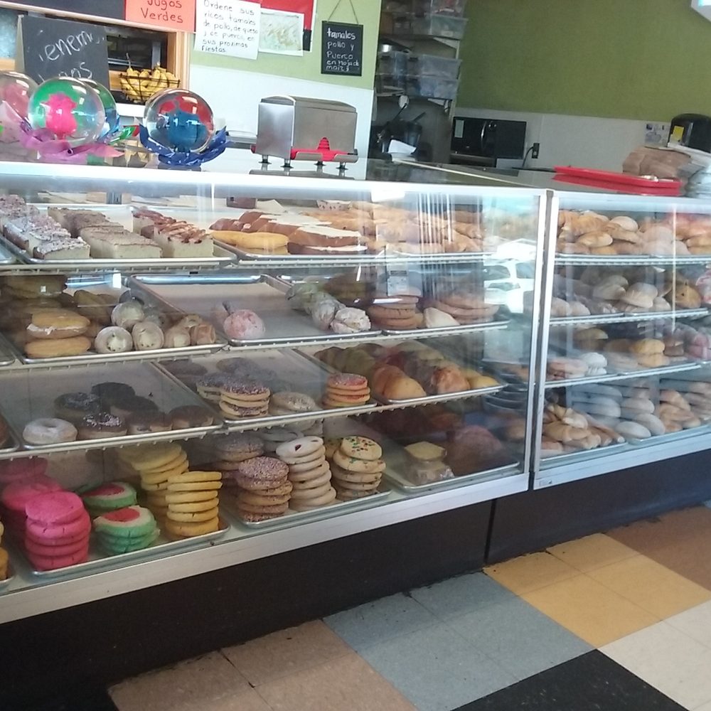 Delizias Bakery - Alot pan dulce to pick from at Delizias. - Mexican Near Me - San Jose, California Delizias Bakery - Alot pan dulce to pick from at Delizias. - Mexican Near Me - San Jose, California