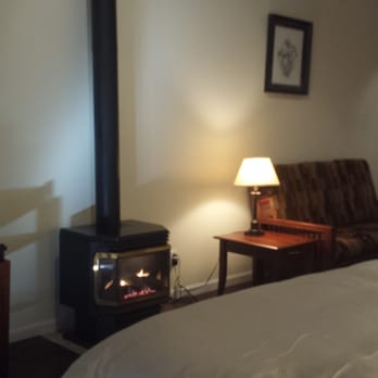 Timber Cove Resort - Fireplace with smart thermostat - Hotels Near Me - Jenner, California