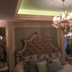 Marcus Mars Interiors - Eclectic Bed room