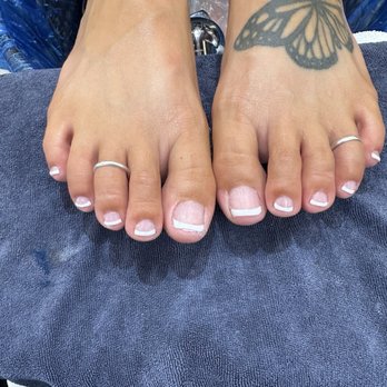 Glossy Nail Bar - French tip pedicure - Waxing Near Me - San Luis Obispo, California Glossy Nail Bar - French tip pedicure - Waxing Near Me - San Luis Obispo, California