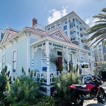High-Pie - Themed Cafes Near Me - Oceanside, California High-Pie - Themed Cafes Near Me - Oceanside, California