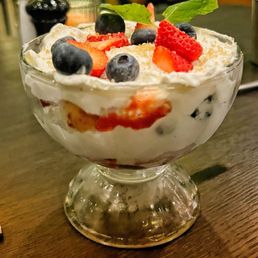 Berry Trifle Berry Trifle