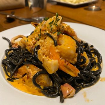 Monello - Spaghetti di Zafferano con Gamberi. Perfectly cooked noodles and shrimp. Recommend if you're into seafood! - Italian Near Me - San Diego, California Monello - Spaghetti di Zafferano con Gamberi. Perfectly cooked noodles and shrimp. Recommend if you're into seafood! - Italian Near Me - San Diego, California