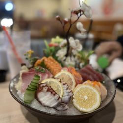 Takumi Sushi & Ramen - Sashimi  Sashimi