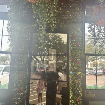 Fusion Grill & Bar - Sunroom - Burgers Near Me - Katy, Texas