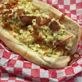 Pop's Diner - Delicious shrimp po boy - American Near Me - Carolina Beach, North Carolina Pop's Diner - Delicious shrimp po boy - American Near Me - Carolina Beach, North Carolina