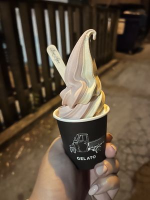 Bar Ape Gelato by null