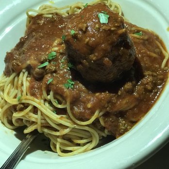 Maggiano's - Spaghetti & Meatball - Italian Near Me - Cincinnati, Ohio Maggiano's - Spaghetti & Meatball - Italian Near Me - Cincinnati, Ohio