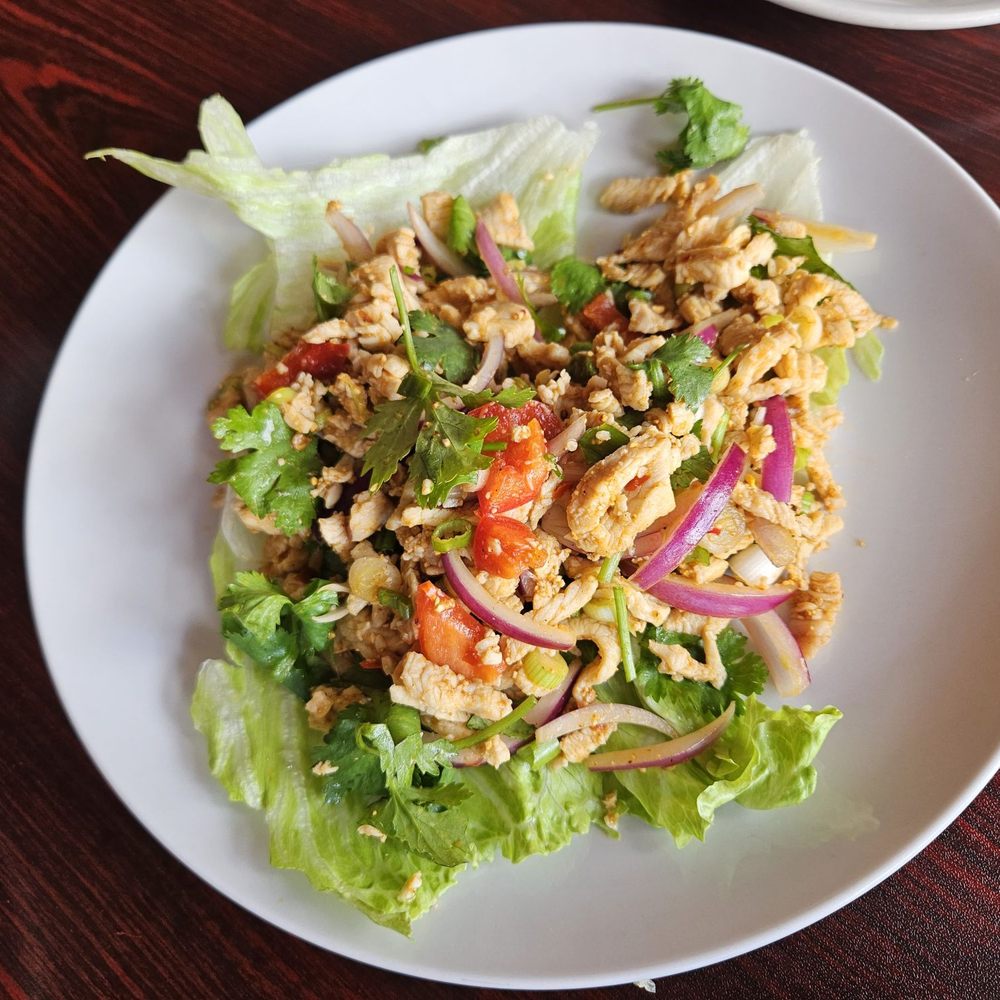 Pho Delight Thai Restaurant - Chicken Larb Salad - Thai Near Me - Willimantic, Connecticut Pho Delight Thai Restaurant - Chicken Larb Salad - Thai Near Me - Willimantic, Connecticut