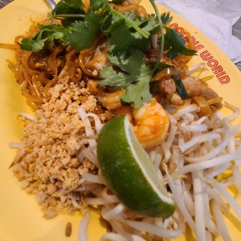 Noodle World - Pad Thai - Noodles Near Me - San Marino, California Noodle World - Pad Thai - Noodles Near Me - San Marino, California