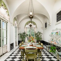 Hills & Dales Estate - The palm room.