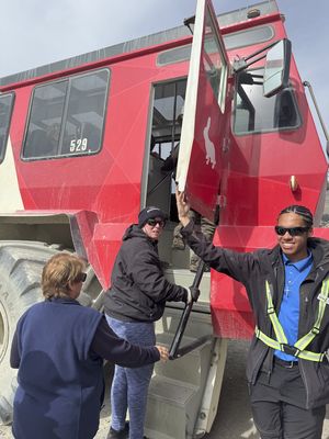 Jasper National Park Icefield Information Centre and Glacier Gallery by null
