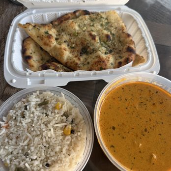 Shalom Cafe & Restaurant - CHICKEN VINDALOO with Garlic Naan & Rice - Indian Near Me - Antelope, California Shalom Cafe & Restaurant - CHICKEN VINDALOO with Garlic Naan & Rice - Indian Near Me - Antelope, California