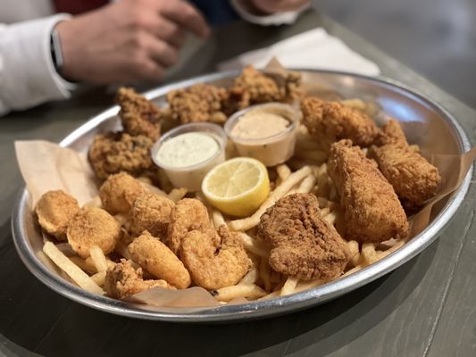 The Walrus Oyster & Ale House by null