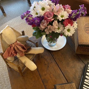 Village Flowers - VILLAGE FLOWERS ARRANGEMENT - Florists Near Me - Warrenton, Virginia Village Flowers - VILLAGE FLOWERS ARRANGEMENT - Florists Near Me - Warrenton, Virginia