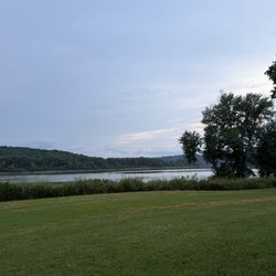 Horseshoe Bend RV Campground, Cabins & Boat Ramp