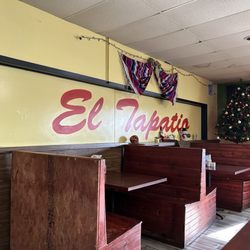 El Tapatio - Inside