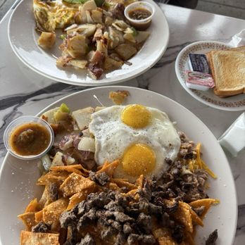 Annia's Kitchen - American Near Me - El Monte, California