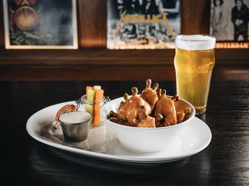 Luckley Tavern & Grill