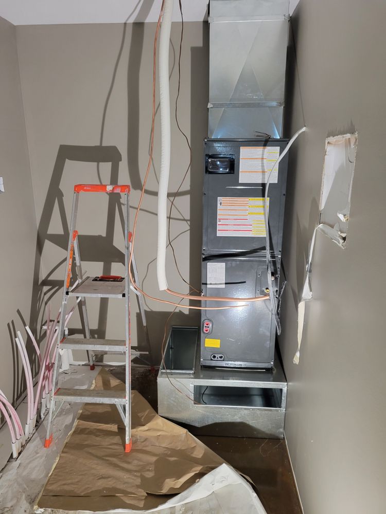 Slide of Handyman Kyle Duffey