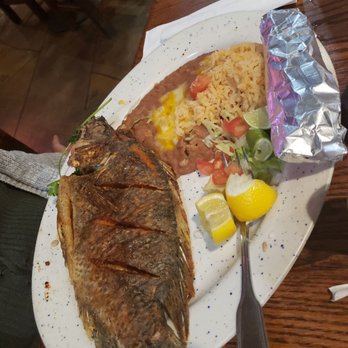 El Sombrero - Mojarra Frita con arroz y frijoles - Mexican Near Me - El Monte, California El Sombrero - Mojarra Frita con arroz y frijoles - Mexican Near Me - El Monte, California