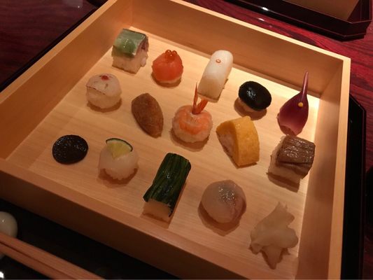 Gion Mametora by null