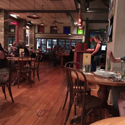 Lone Star Hamilton - General scene, lively, seems good for general steakhouse atmosphere