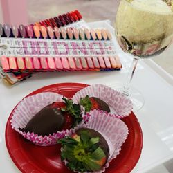 Trap Beauty Bar - Valentine's Day Couple Pedicure