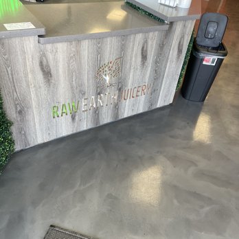 Raw Earth Juicery - the front desk of the store - Juice Bars & Smoothies Near Me - Clovis, California Raw Earth Juicery - the front desk of the store - Juice Bars & Smoothies Near Me - Clovis, California