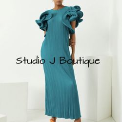 Studio J Boutique - Stunning detailed Turquoise Dress