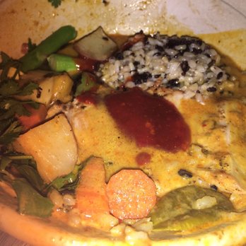 Rabano - Spicy Thai Chicken Curry - Juice Bars & Smoothies Near Me - Hermosa Beach, California Rabano - Spicy Thai Chicken Curry - Juice Bars & Smoothies Near Me - Hermosa Beach, California