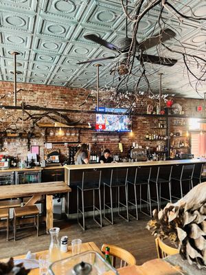 Diavola Pizzeria & Salumeria by null