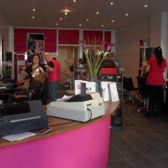 Splitendz - Hair Salons Near Me - London, XGL Splitendz - Hair Salons Near Me - London, XGL