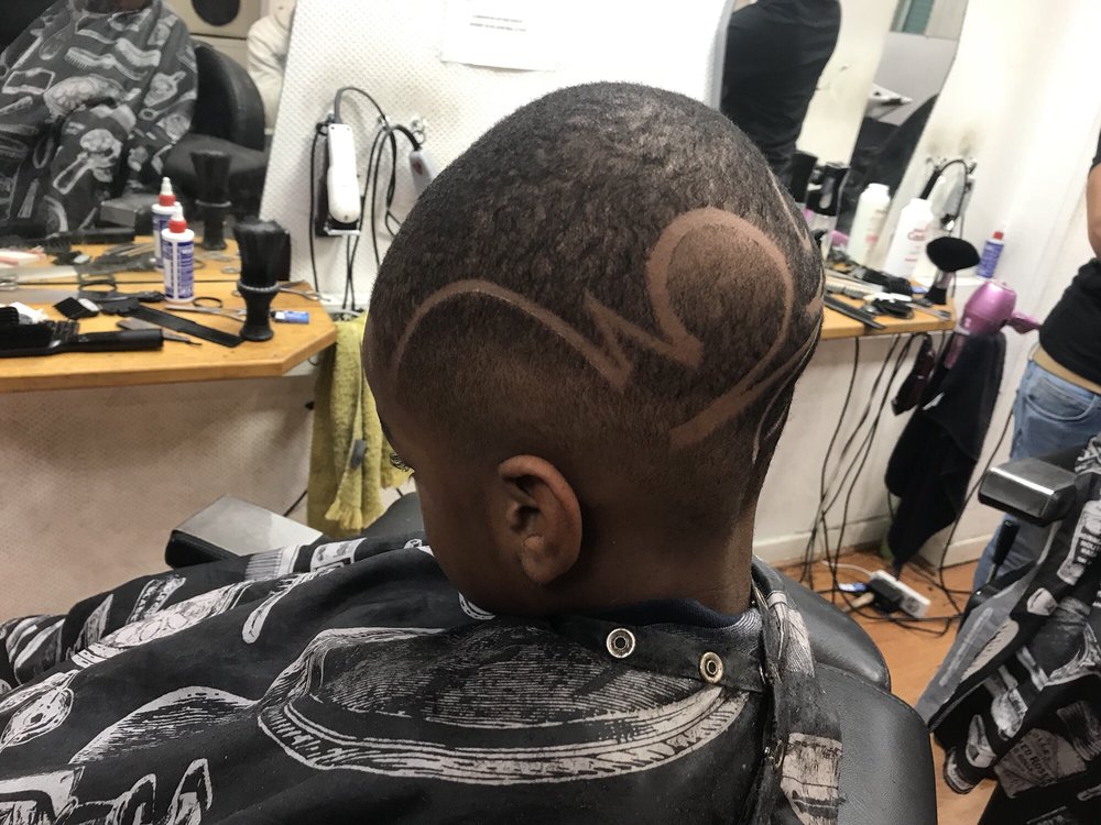 Camara S Barber Shop 121 Photos Coiffeurs Salons De Coiffure