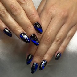 Elegance Nails & Spa - Nails design with cat eyes